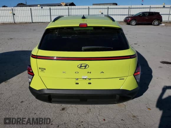 2024 Hyundai Kona SEL with VIN KM8HCCAB9RU122319, listed as a Copart auction lot 78985304 with 6,090 mi miles and Non repairable. Bid and sale history available at DreamBid. Image 6.