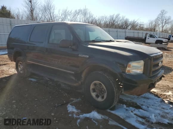 ✅ 2005 Ford Excursion Limited • VIN: 1FMNU43S15EB14027 • Лот: 45529795. Опубликован ранее на Copart с пробегом 285 689 миль. Бесплатный доступ к архиву аукционных продаж из США и подробный отчёт об истории автомобиля на DreamBid. Изображение 4.