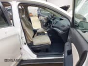 ✅ 2015 Honda CR-V EX • VIN: 5J6RM4H50FL073017 • Lot: 43592026. Wystawiony na IAAI z przebiegiem 102 215 mil. Bezpłatny archiwum sprzedaży aukcyjnych z USA i szczegółowy raport historii pojazdu na DreamBid. Zdjęcie 5.