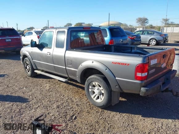 ✅ 2008 Ford Ranger XL • VIN: 1FTYR14UX8PA92796 • Lot: 43640658. Listed on IAAI with 222,594 mi. Free auction sales archive from the USA and detailed vehicle history report at DreamBid. Image 3.