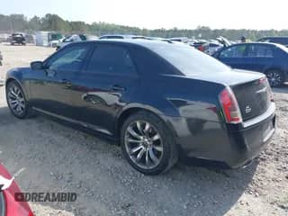 2014 Chrysler 300 S с VIN 2C3CCABG8EH355297, выставлен на аукционе IAAI как лот 42169912 с пробегом 179 724 миль миль и . История ставок и продаж доступна на DreamBid. Изображение 1.