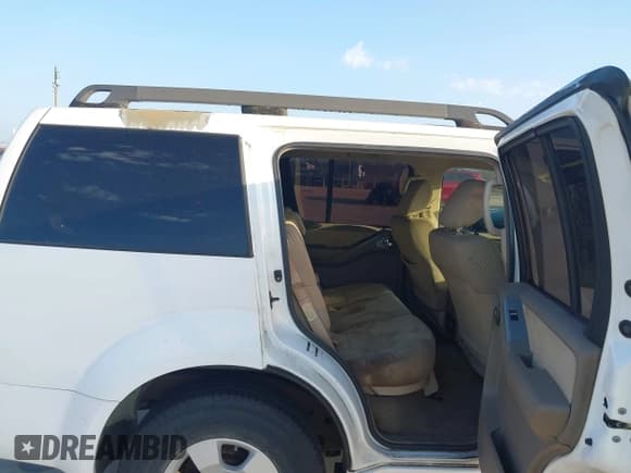 ✅ 2010 Nissan Pathfinder SE • VIN: 5N1AR1NN9AC607756 • Lot: 43772897. Wystawiony na IAAI z przebiegiem 195 885 mil. Bezpłatny archiwum sprzedaży aukcyjnych z USA i szczegółowy raport historii pojazdu na DreamBid. Zdjęcie 8.