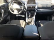 ✅ 2018 Mitsubishi Eclipse Cross LE • VIN: JA4AT4AAXJZ042919 • Лот: 49890405. Опубликован ранее на Copart с пробегом 58 877 миль. Бесплатный доступ к архиву аукционных продаж из США и подробный отчёт об истории автомобиля на DreamBid. Изображение 8.