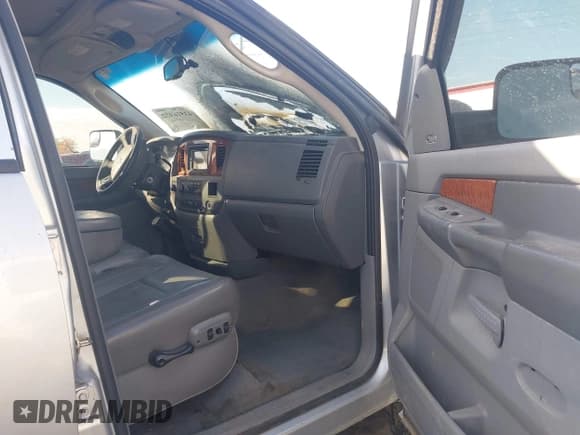 ✅ 2006 Dodge 3500 SLT • VIN: 3D7LX38C86G139313 • Lot: 43516972. Listed on IAAI with Not provided. Free auction sales archive from the USA and detailed vehicle history report at DreamBid. Image 5.