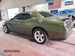✅ 2023 Dodge Challenger SXT • VIN: 2C3CDZAG5PH511747 • Lot: 72918494. Wystawiony na Copart z przebiegiem 22 842 mil. Bezpłatny archiwum sprzedaży aukcyjnych z USA i szczegółowy raport historii pojazdu na DreamBid. Zdjęcie 2.