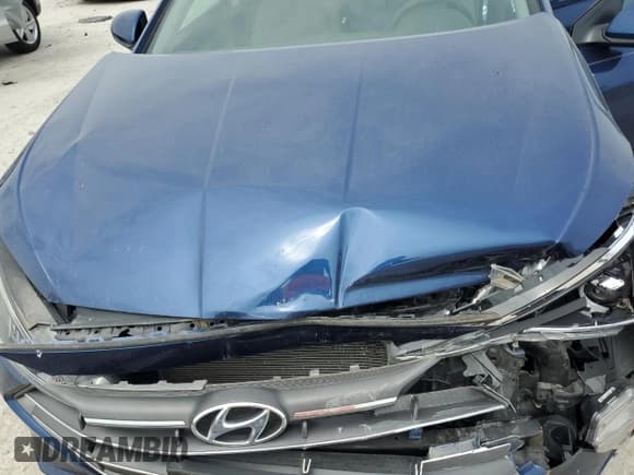 ✅ 2020 Hyundai Elantra SEL • VIN: 5NPD84LF9LH594872 • Lot: 70709085. Listed on Copart with 49,421 mi. Free auction sales archive from the USA and detailed vehicle history report at DreamBid. Image 11.