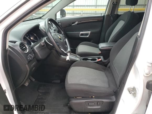 ✅ 2013 Chevrolet Captiva Sport LS • VIN: 3GNAL2EK6DS625929 • Lot: 54659235. Wystawiony na Copart z przebiegiem 163 116 mil. Bezpłatny archiwum sprzedaży aukcyjnych z USA i szczegółowy raport historii pojazdu na DreamBid. Zdjęcie 7.