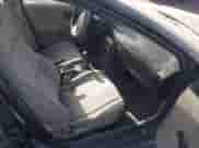 1998 Saturn SL z VIN 1G8ZF5287WZ294842, wystawiony jako IAAI lot #41726012 z przebiegiem 170 385 mil mil oraz . Historia ofert i sprzedaży dostępna na DreamBid. Obrazek 5.