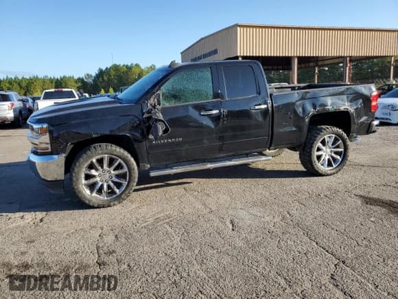 ✅ 2018 Chevrolet Silverado 1500 LT • VIN: 1GCVKREC8JZ161054 • Лот: 77520124. Опубликован ранее на Copart с пробегом 62 436 миль. Бесплатный доступ к архиву аукционных продаж из США и подробный отчёт об истории автомобиля на DreamBid. Изображение 1.