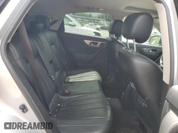 ✅ 2017 Infiniti QX70 • VIN: JN8CS1MW7HM414347 • Лот: 54832335. Опубликован ранее на Copart с пробегом 157 656 миль. Бесплатный доступ к архиву аукционных продаж из США и подробный отчёт об истории автомобиля на DreamBid. Изображение 10.