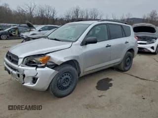 ✅ 2010 Toyota RAV4 • VIN: JTMBF4DVXAD030878 • Лот: 93768165. Опубликован ранее на Copart с пробегом 212 467 миль. Бесплатный доступ к архиву аукционных продаж из США и подробный отчёт об истории автомобиля на DreamBid. Изображение 1.