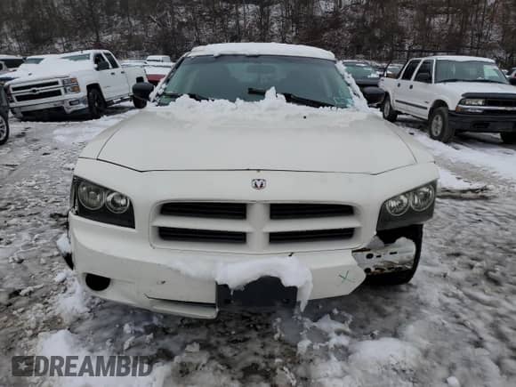 ✅ 2008 Dodge Charger • VIN: 2B3KA43R98H214811 • Лот: 84817524. Размещён на Copart с пробегом 252 564 миль миль. Получите бесплатный доступ к архиву аукционных продаж из США и посмотрите подробный отчёт об истории автомобиля на DreamBid. Изображение 5.