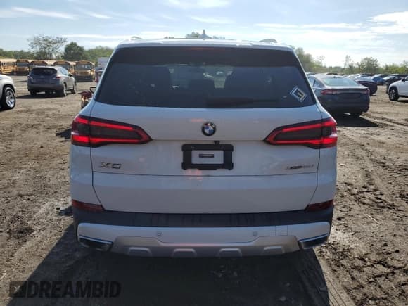 ✅ 2019 BMW X5 xDrive40i • VIN: 5UXCR6C56KLL05712 • Lot: 84014955. Wystawiony na Copart z przebiegiem 86 627 mil. Bezpłatny archiwum sprzedaży aukcyjnych z USA i szczegółowy raport historii pojazdu na DreamBid. Zdjęcie 6.