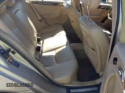 ✅ 2001 Mercedes-Benz C 230/260/280/320 • VIN: WDBRF64J51F108963 • Lot: 43254912. Wystawiony na IAAI z przebiegiem 173 399 mil. Bezpłatny archiwum sprzedaży aukcyjnych z USA i szczegółowy raport historii pojazdu na DreamBid. Zdjęcie 8.