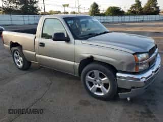 ✅ 2003 Chevrolet Silverado 1500 • VIN: 1GCEC14V43Z239995 • Lot: 71229394. Wystawiony na Copart z przebiegiem 301 543 mil mil. Skorzystaj z bezpłatnego archiwum sprzedaży aukcyjnych z USA i zobacz szczegółowy raport historii pojazdu na DreamBid. Zdjęcie 4.