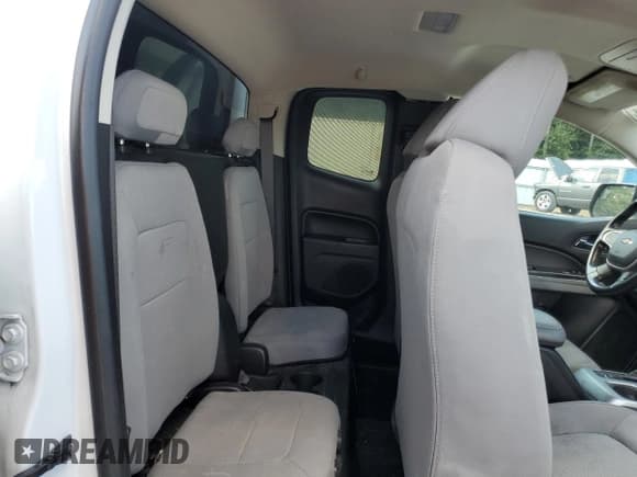 ✅ 2018 Chevrolet Colorado 2WD LT • VIN: 1GCHSCEN7J1306272 • Лот: 69082364. Опубликован ранее на Copart с пробегом 233 479 миль. Бесплатный доступ к архиву аукционных продаж из США и подробный отчёт об истории автомобиля на DreamBid. Изображение 10.