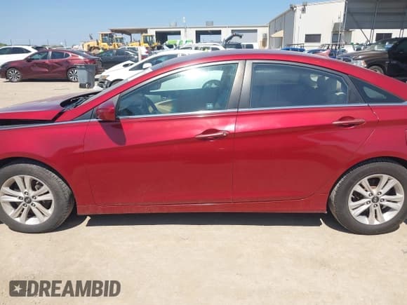 ✅ 2011 Hyundai Sonata GLS • VIN: 5NPEB4AC7BH213811 • Лот: 43150390. Опубликован ранее на IAAI с пробегом 122 155 миль. Бесплатный доступ к архиву аукционных продаж из США и подробный отчёт об истории автомобиля на DreamBid. Изображение 15.