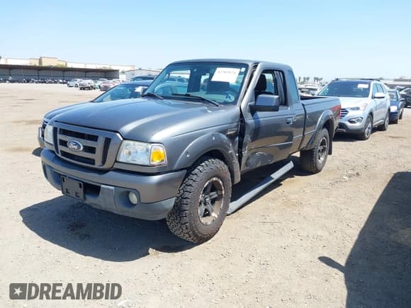 ✅ 2010 Ford Ranger XL • VIN: 1FTKR1EE9APA14982 • Lot: 42303924. Wystawiony na IAAI z przebiegiem 154 956 mil. Bezpłatny archiwum sprzedaży aukcyjnych z USA i szczegółowy raport historii pojazdu na DreamBid. Zdjęcie 2.