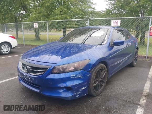 ✅ 2011 Honda Accord EX • VIN: 1HGCS1B71BA012776 • Lot: 43048941. Listed on IAAI with 153,719 mi. Free auction sales archive from the USA and detailed vehicle history report at DreamBid. Image 2.