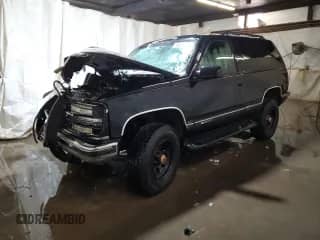1996 Chevrolet Tahoe с VIN 3GNEK18R2TG159716, выставлен на аукционе Copart как лот 46094405 с пробегом Не указан миль и Списание • Salvage title. История ставок и продаж доступна на DreamBid. Изображение 1.