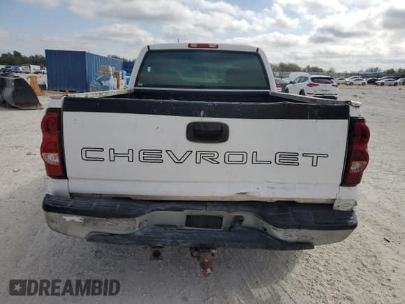✅ 2006 Chevrolet Silverado 1500 LS • VIN: 1GCEC19X46Z194393 • Lot: 45478015. Listed on Copart with 330,693 mi. Free auction sales archive from the USA and detailed vehicle history report at DreamBid. Image 6.
