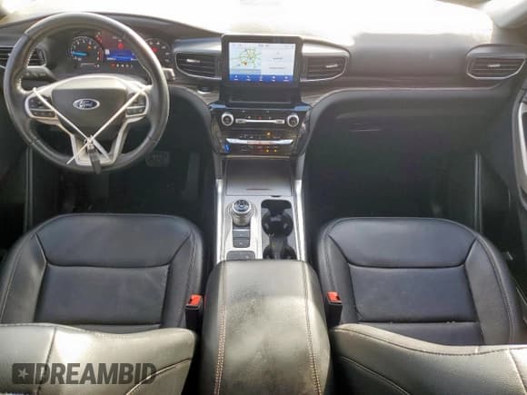 ✅ 2022 Ford Explorer Limited • VIN: 1FMSK7FHXNGA66025 • Lot: 85157285. Wystawiony na Copart z przebiegiem 56 595 mil. Bezpłatny archiwum sprzedaży aukcyjnych z USA i szczegółowy raport historii pojazdu na DreamBid. Zdjęcie 8.