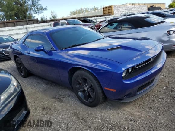 ✅ 2019 Dodge Challenger SXT • VIN: 2C3CDZAG2KH530068 • Lot: 49043973. Wystawiony na Copart z przebiegiem 85 568 mil. Bezpłatny archiwum sprzedaży aukcyjnych z USA i szczegółowy raport historii pojazdu na DreamBid. Zdjęcie 4.