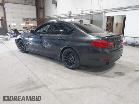 ✅ 2018 BMW 5 Series 530i xDrive • VIN: WBAJA7C50JWA72185 • Lot: 42404293. Listed on IAAI with 56,157 mi. Free auction sales archive from the USA and detailed vehicle history report at DreamBid. Image 3.