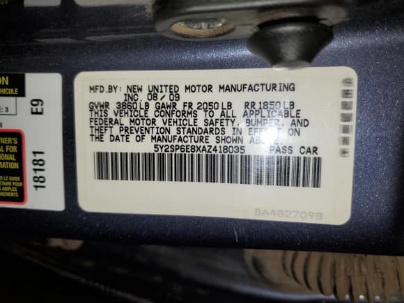 ✅ 2010 Pontiac Vibe 1SA • VIN: 5Y2SP6E8XAZ418035 • Lot: 62280515. Listed on Copart with 214,599 mi. Free auction sales archive from the USA and detailed vehicle history report at DreamBid. Image 12.