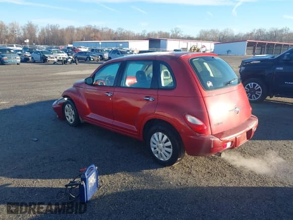 ✅ 2007 Chrysler PT Cruiser • VIN: 3A4FY48B97T529907 • Lot: 43763148. Listed on IAAI with 124,414 mi. Free auction sales archive from the USA and detailed vehicle history report at DreamBid. Image 3.