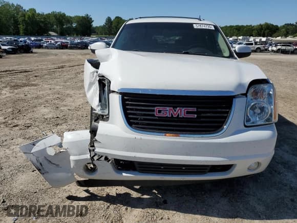 ✅ 2014 GMC Yukon XL SLE • VIN: 1GKS2HE79ER181033 • Лот: 57874735. Опубликован ранее на Copart с пробегом 206 487 миль. Бесплатный доступ к архиву аукционных продаж из США и подробный отчёт об истории автомобиля на DreamBid. Изображение 5.