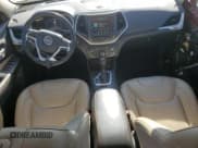 ✅ 2016 Jeep Cherokee Limited • VIN: 1C4PJLDB9GW161141 • Лот: 86852495. Опубликован ранее на Copart с пробегом 119 616 миль. Бесплатный доступ к архиву аукционных продаж из США и подробный отчёт об истории автомобиля на DreamBid. Изображение 8.