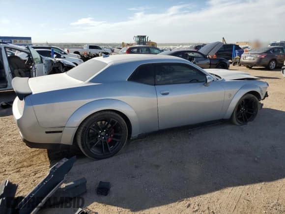✅ 2020 Dodge Challenger SRT Hellcat Widebody • VIN: 2C3CDZC93LH239532 • Lot: 72009684. Wystawiony na Copart z przebiegiem 50 633 mil. Bezpłatny archiwum sprzedaży aukcyjnych z USA i szczegółowy raport historii pojazdu na DreamBid. Zdjęcie 3.
