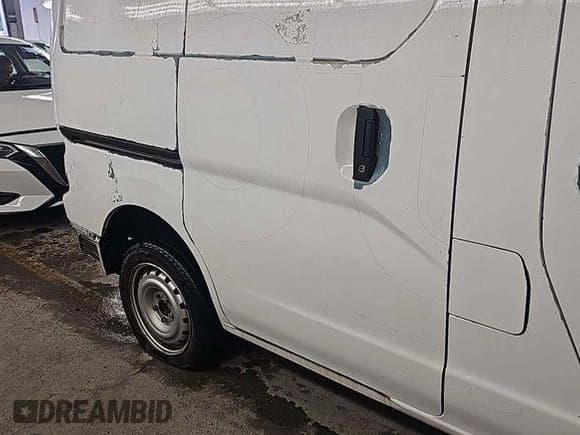 ✅ 2021 Nissan NV200 SV • VIN: 3N6CM0KN7MK697009 • Lot: 43786476. Wystawiony na IAAI z przebiegiem 81 355 mil. Bezpłatny archiwum sprzedaży aukcyjnych z USA i szczegółowy raport historii pojazdu na DreamBid. Zdjęcie 8.