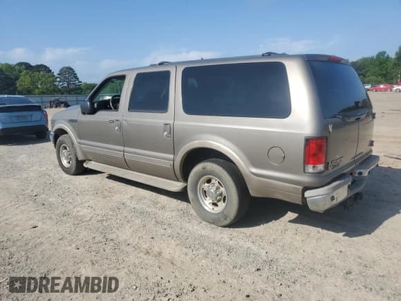 ✅ 2002 Ford Excursion Limited • VIN: 1FMNU42F22EB57873 • Lot: 53314335. Listed on Copart with 333,736 mi. Free auction sales archive from the USA and detailed vehicle history report at DreamBid. Image 2.