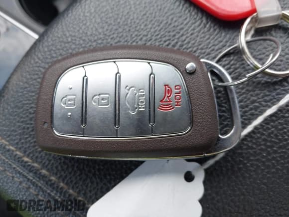 ✅ 2015 Hyundai Sonata Sport • VIN: 5NPE34ABXFH125359 • Lot: 42952995. Listed on IAAI with 135,776 mi. Free auction sales archive from the USA and detailed vehicle history report at DreamBid. Image 11.