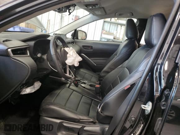 ✅ 2023 Toyota Corolla Cross LE • VIN: 7MUCAAAG7PV061015 • Лот: 66490435. Опубликован ранее на Copart с пробегом 54 602 миль. Бесплатный доступ к архиву аукционных продаж из США и подробный отчёт об истории автомобиля на DreamBid. Изображение 7.