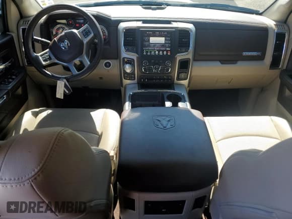 ✅ 2016 Ram 1500 Laramie • VIN: 1C6RR7NT1GS247350 • Lot: 86654045. Wystawiony na Copart z przebiegiem 56 620 mil. Bezpłatny archiwum sprzedaży aukcyjnych z USA i szczegółowy raport historii pojazdu na DreamBid. Zdjęcie 8.