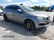 ✅ 2015 Audi Q7 S line Prestige • VIN: WA1DGBFE0FD015833 • Lot: 43468222. Wystawiony na IAAI z przebiegiem 156 619 mil. Bezpłatny archiwum sprzedaży aukcyjnych z USA i szczegółowy raport historii pojazdu na DreamBid. Zdjęcie 1.
