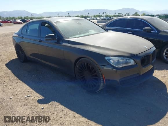 ✅ 2014 BMW 7 Series ALPINA B7 • VIN: WBAYE8C51ED134314 • Lot: 43531051. Wystawiony na IAAI z przebiegiem 129 101 mil. Bezpłatny archiwum sprzedaży aukcyjnych z USA i szczegółowy raport historii pojazdu na DreamBid. Zdjęcie 1.