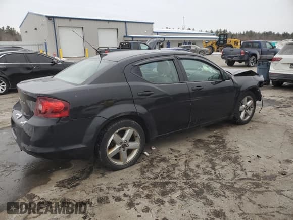✅ 2011 Dodge Avenger Lux • VIN: 1B3BD2FG1BN583716 • Lot: 43565635. Wystawiony na Copart z przebiegiem 135 700 mil. Bezpłatny archiwum sprzedaży aukcyjnych z USA i szczegółowy raport historii pojazdu na DreamBid. Zdjęcie 3.