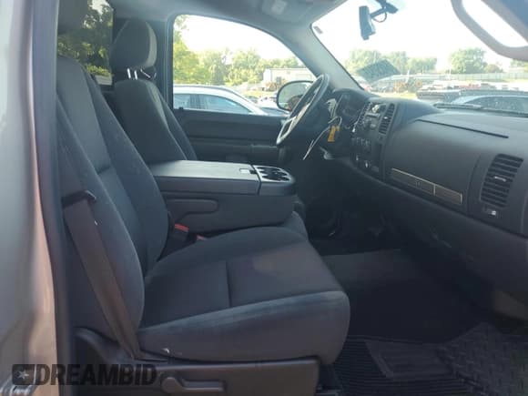 ✅ 2009 Chevrolet Silverado 1500 • VIN: 1GCEK24069Z238661 • Лот: 64852845. Опубликован ранее на Copart с пробегом 18 936 миль. Бесплатный доступ к архиву аукционных продаж из США и подробный отчёт об истории автомобиля на DreamBid. Изображение 10.