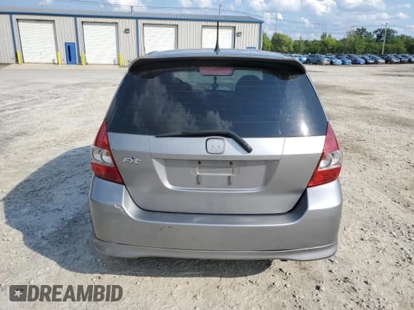 ✅ 2008 Honda Fit • VIN: JHMGD38468S018402 • Lot: 65961314. Listed on Copart with 99,093 mi. Free auction sales archive from the USA and detailed vehicle history report at DreamBid. Image 6.
