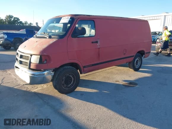 ✅ 2001 Dodge RAM • VIN: 2B7KB31Y61K510927 • Lot: 43677508. Listed on IAAI with 306,691 mi. Free auction sales archive from the USA and detailed vehicle history report at DreamBid. Image 2.