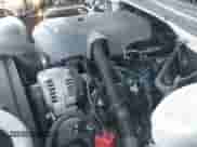 2004 Chevrolet Silverado 1500 Work Truck z VIN 1GCEC14V94Z244840, wystawiony jako IAAI lot #42571641 z przebiegiem 297 091 mil mil oraz . Historia ofert i sprzedaży dostępna na DreamBid. Obrazek 19.