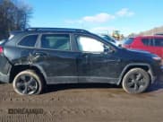 ✅ 2015 Jeep Cherokee Latitude • VIN: 1C4PJMCB1FW756538 • Lot: 41530671. Listed on IAAI with 143,919 mi. Free auction sales archive from the USA and detailed vehicle history report at DreamBid. Image 13.