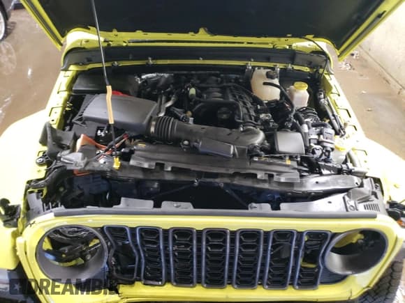 ✅ 2024 Jeep Gladiator Willys • VIN: 1C6HJTAG4RL125583 • Лот: 48825905. Опубликован ранее на Copart с пробегом 9 714 миль. Бесплатный доступ к архиву аукционных продаж из США и подробный отчёт об истории автомобиля на DreamBid. Изображение 11.