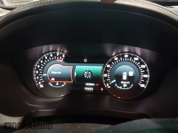 ✅ 2016 Ford Explorer Platinum • VIN: 1FM5K8HT3GGC68549 • Lot: 43752538. Wystawiony na IAAI z przebiegiem 165 299 mil. Bezpłatny archiwum sprzedaży aukcyjnych z USA i szczegółowy raport historii pojazdu na DreamBid. Zdjęcie 7.