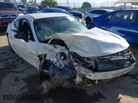 ✅ 2023 Toyota 86 • VIN: JF1ZNBC11P8757855 • Lot: 42703732. Listed on IAAI with Not provided. Free auction sales archive from the USA and detailed vehicle history report at DreamBid. Image 1.