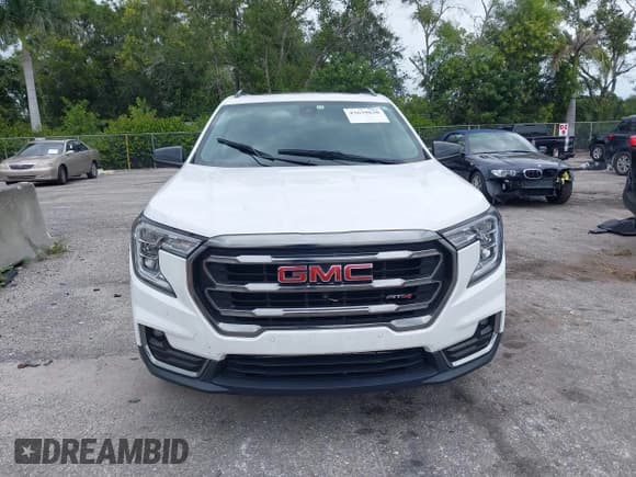 ✅ 2022 GMC Terrain AT4 • VIN: 3GKALYEV9NL297752 • Lot: 43639830. Wystawiony na IAAI z przebiegiem 30 363 mil. Bezpłatny archiwum sprzedaży aukcyjnych z USA i szczegółowy raport historii pojazdu na DreamBid. Zdjęcie 11.